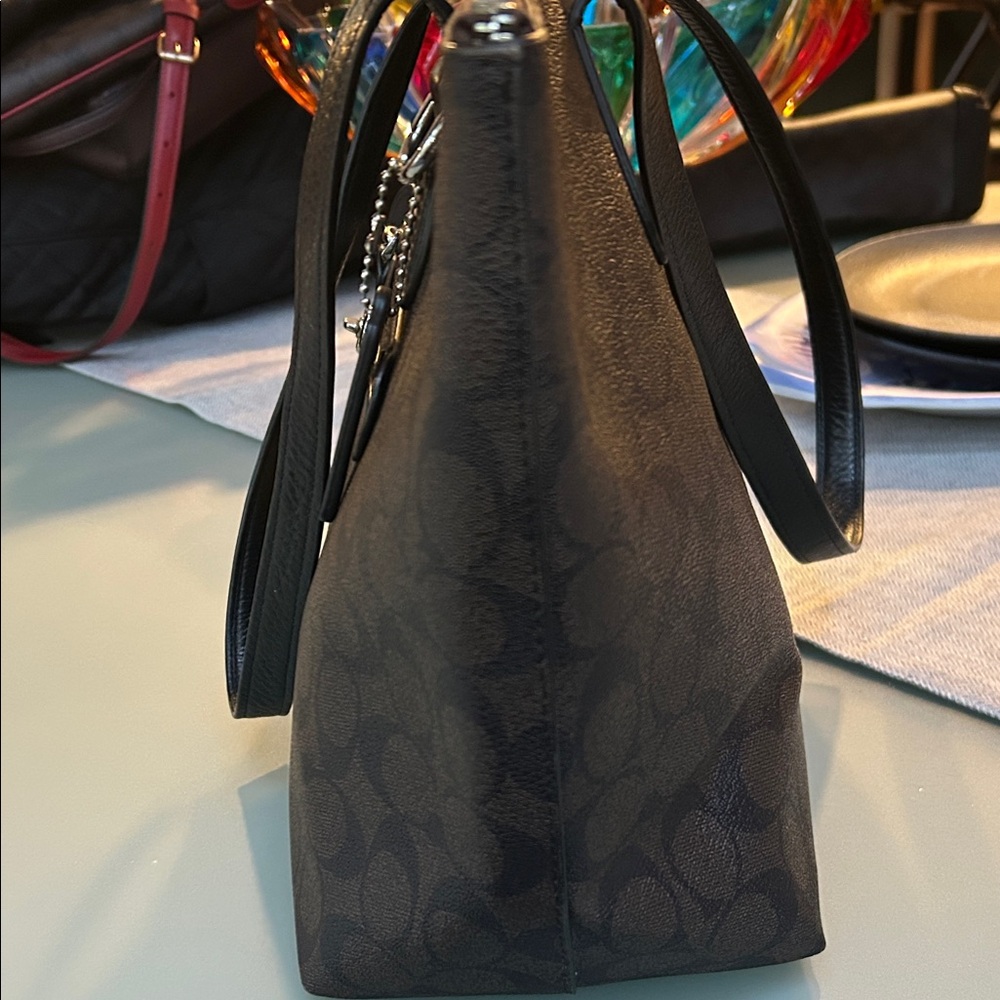 Coach Black and Brown Monogram Tote with 💛 Yellow Taxi Motif (EUC) - Picture 4 of 12